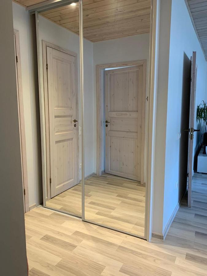 Modern Cozy 2 Bedroom Apartment Near City Center Parnu Luaran gambar